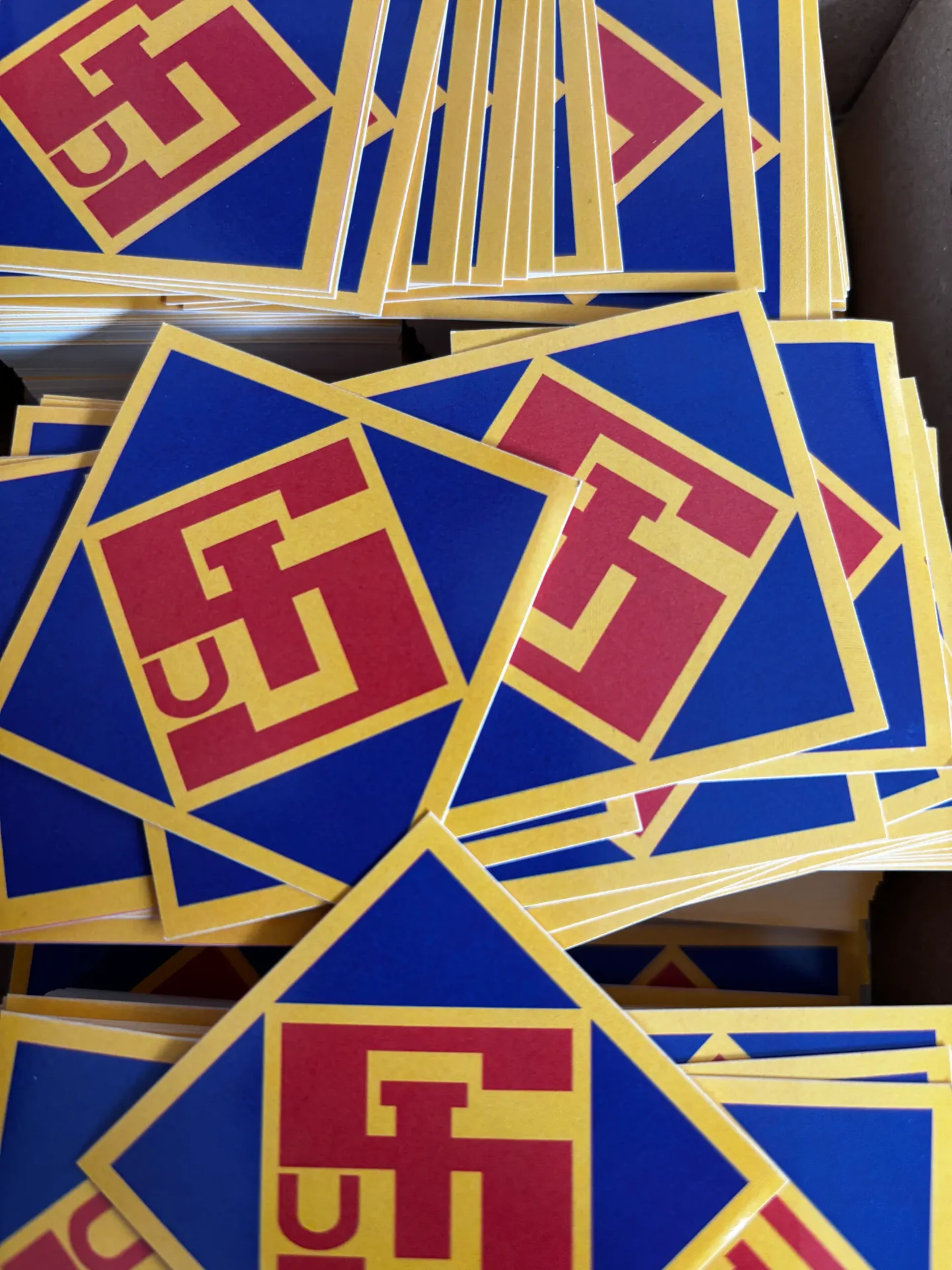 [1911000102] 5er Set Aufkleber Logo farbig