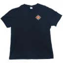 Fanshirt mit farbigem Vereinswappen